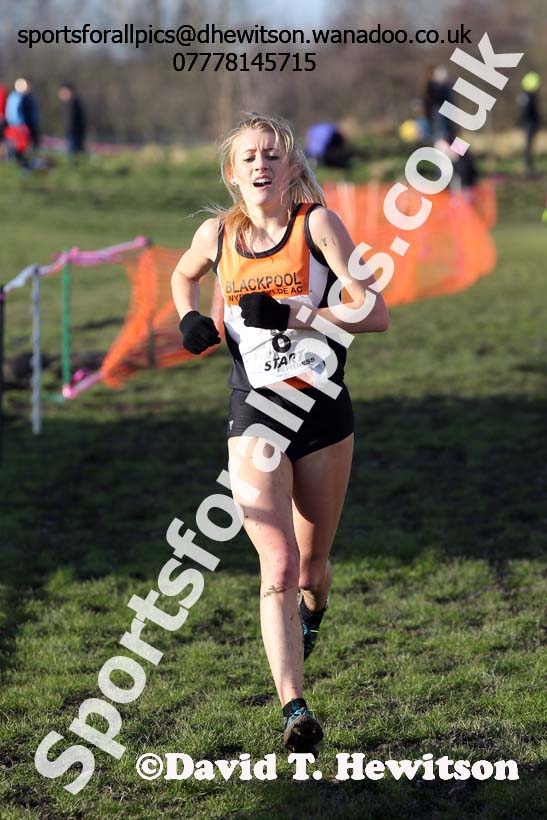 Junior womens Northern Cross Country  Championships, Pontefract. Photo: David T. Hewitson/Sports for All Pics